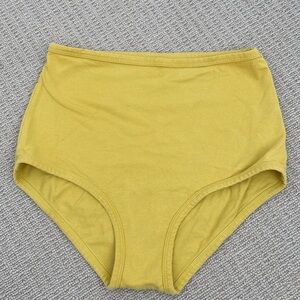 ARQ High Rise Undies in Buttercup
